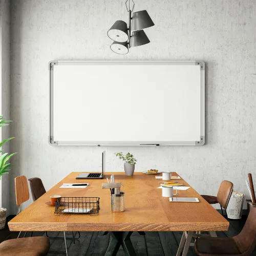 Whiteboard ophangen zonder boren in de vergaderruimte
